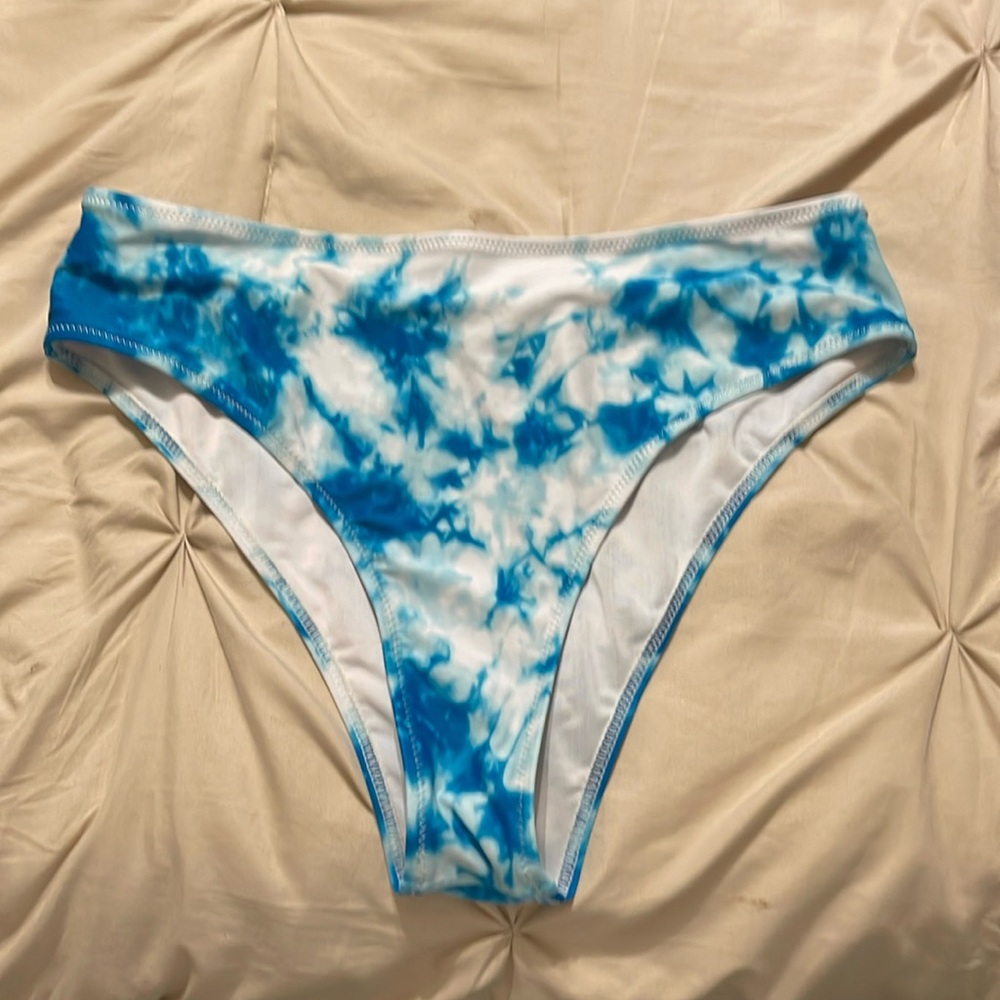Teal high waisted tie dye swim trunks, size M